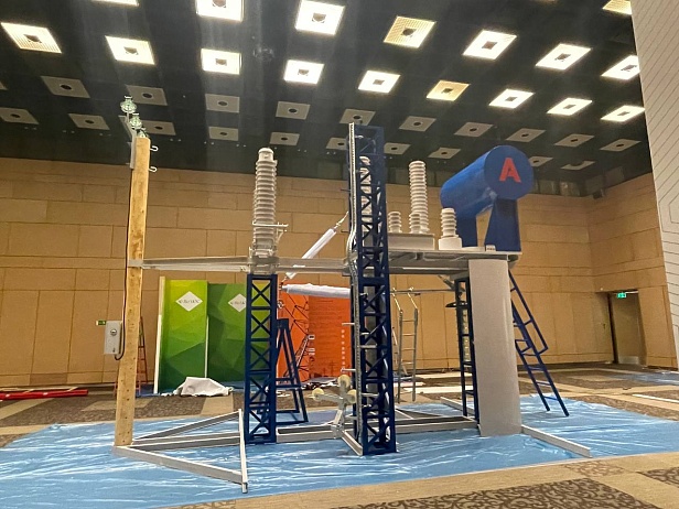 г. Москва. ООО ПО «ФОРЭНЕРГО» представляет обучающий тренажер "ПА-МТР02" на выставке г. Москва. ООО ПО «ФОРЭНЕРГО» представляет обучающий тренажер "ПА-МТР02" на выставке